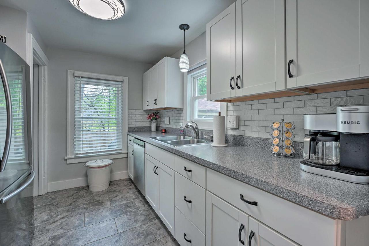 Benton Harbor Gracie Cottage With Hot Tub And Yard! Экстерьер фото