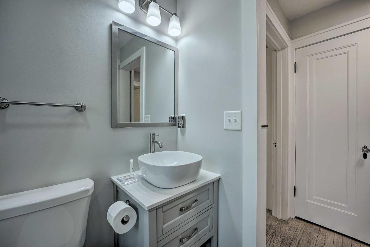 Benton Harbor Gracie Cottage With Hot Tub And Yard! Экстерьер фото